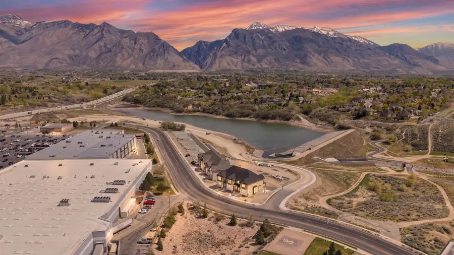1650 E Center Pointe Dr, Lehi, UT 84043 - #2