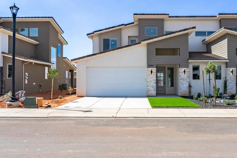 2967 W 570, Hurricane, UT 84737 - #2