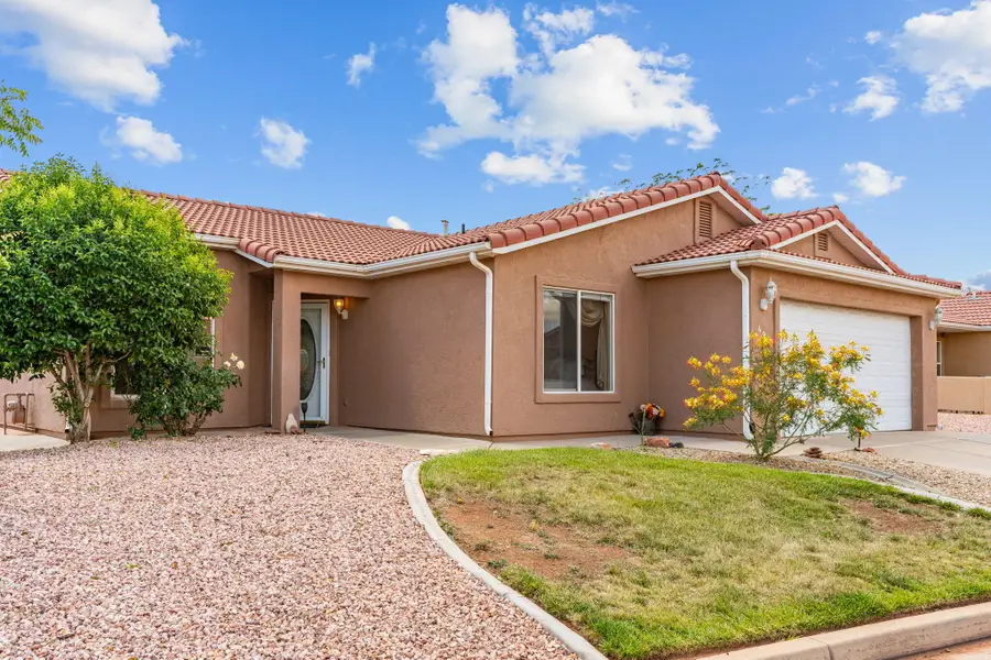 496 E Oasis Dr, Ivins, UT 84738 - #3