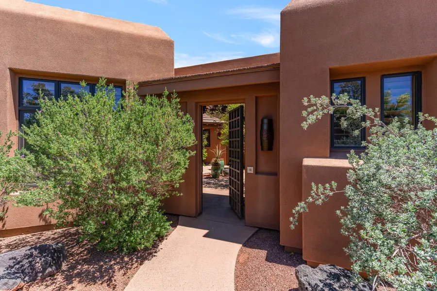 2688 N Chaco Trail, Saint George, UT 84770 - #2