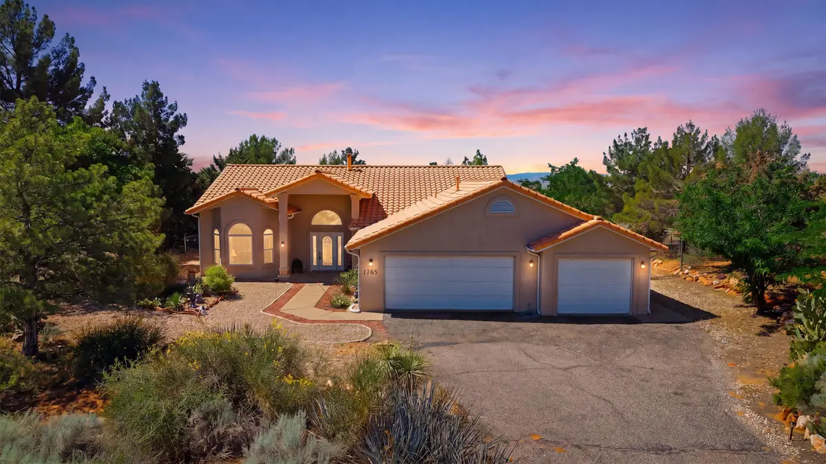 1765 W Serene Dr, Saint George, UT 84770 - #1