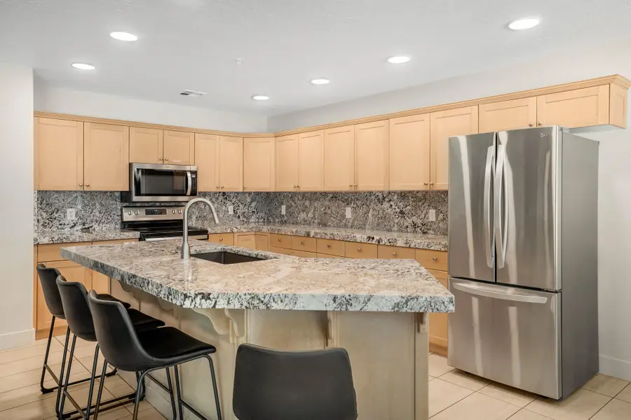 1845 W Canyon View Dr #902, Saint George, UT 84770 - #2
