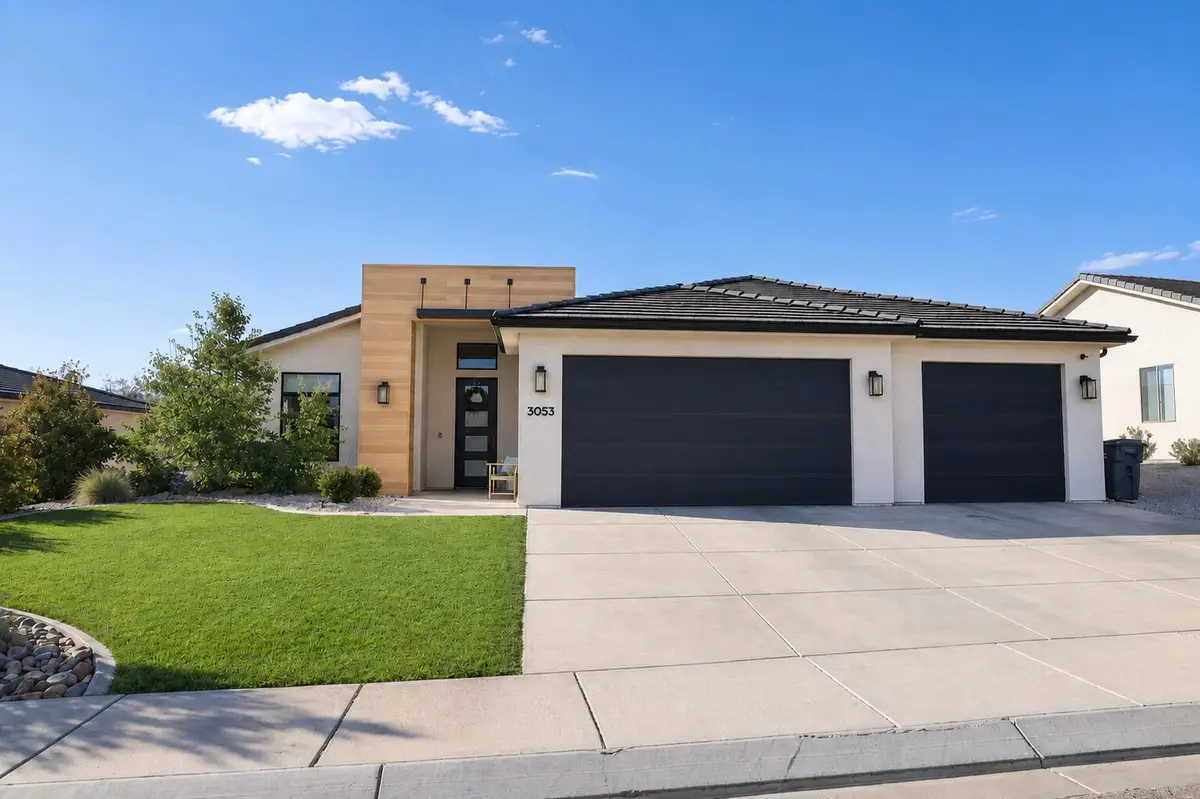 3053 Photinia Dr, Saint George, UT 84790 - #1