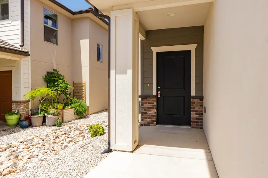 3157 E Halo Ln, Saint George, UT 84790 - #3