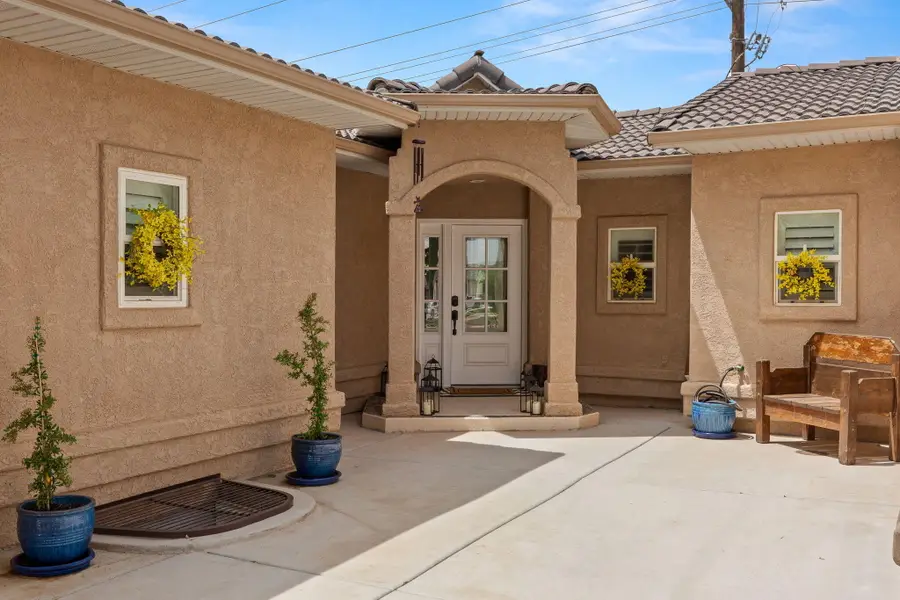 1983 N Centennial Cir, Saint George, UT 84770 - #2