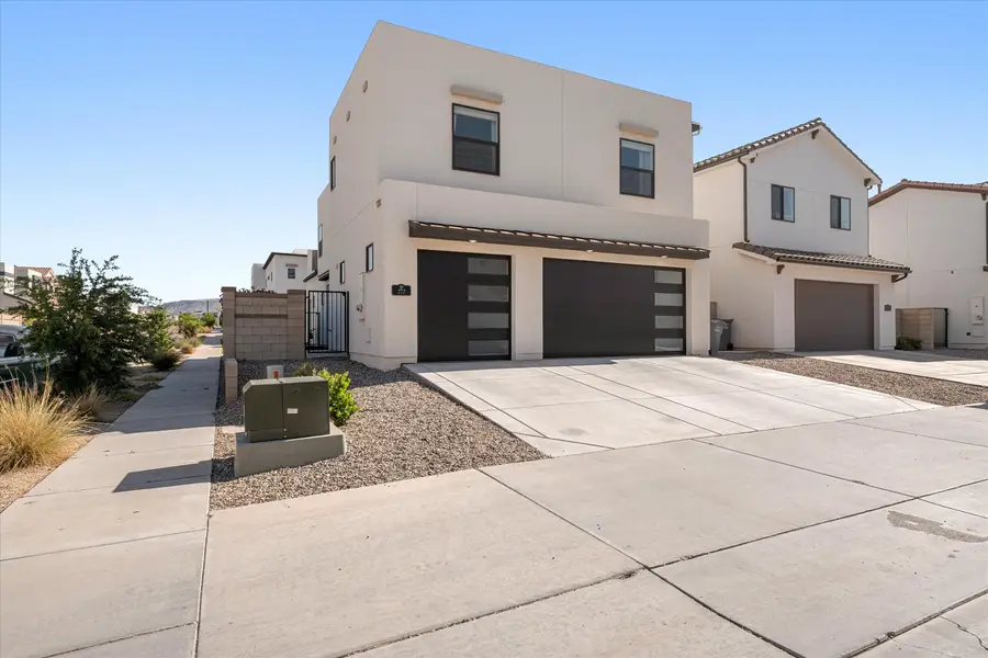 777 W Red Marble Ln, Saint George, UT 84790 - #2