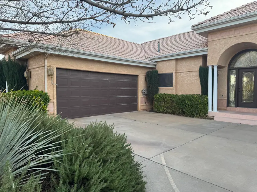 823 N Dusk Dr, Saint George, UT 84770 - #3