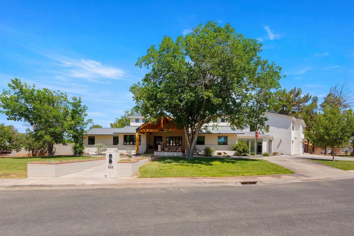 558 W Del Mar Dr, Saint George, UT 84790 - #1