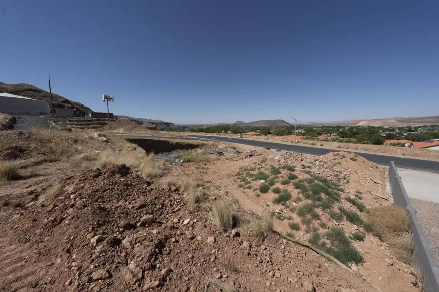 342 N 200, La Verkin, UT 84745 - #3