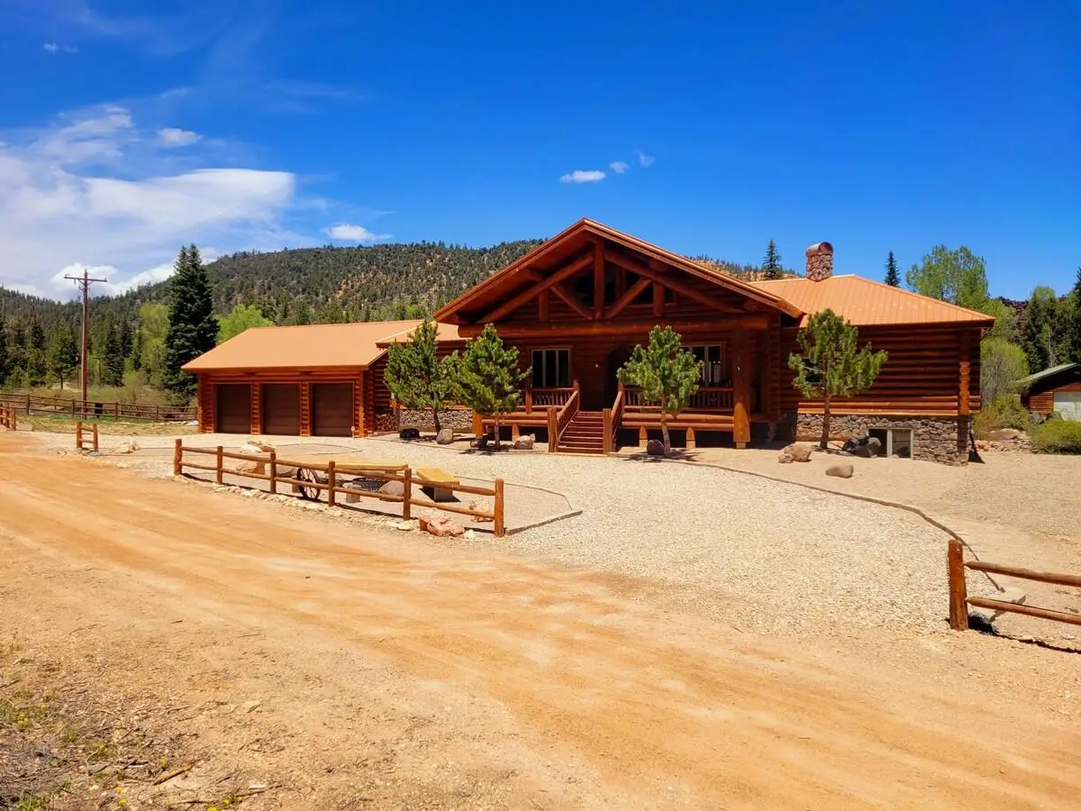 1103 E Spring Hollow Rd, Duck Creek Village, UT 84762 - #1