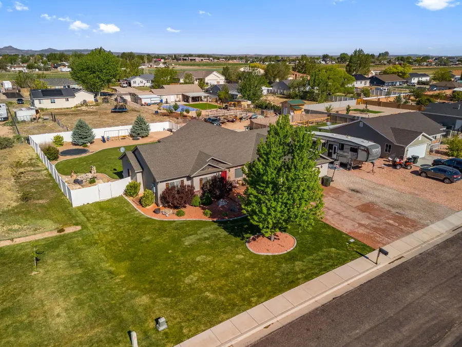 4483 Prospector Ln, Cedar City, UT 84721 - #2