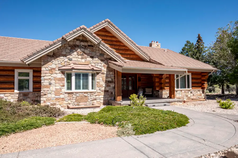 1050 W Old Highway 91, Parowan, UT 84761 - #3