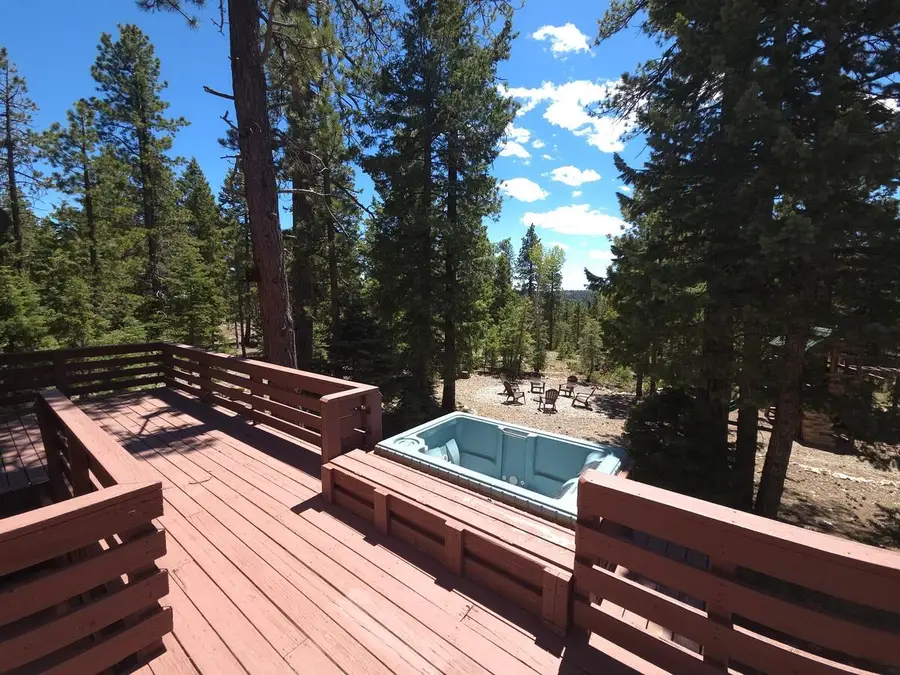 95 E Rim Rd, Duck Creek Village, UT 84762 - #2