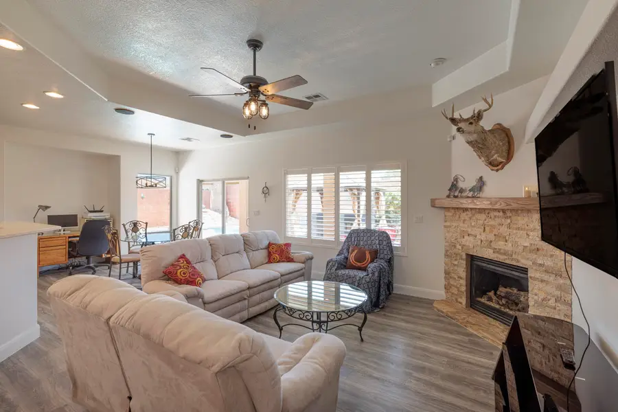 525 N 2680, Hurricane, UT 84737 - #3