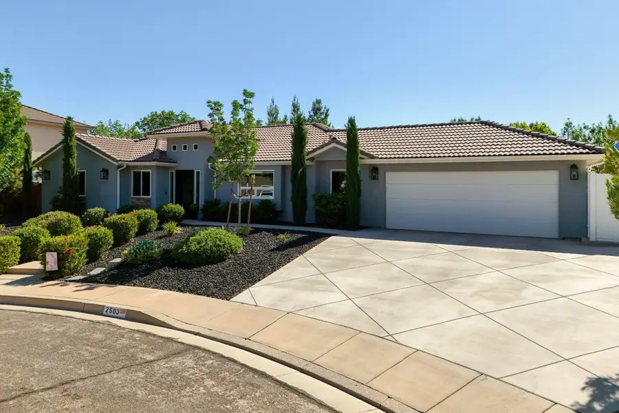 2563 S 300 Cir, Washington, UT 84780 - #3