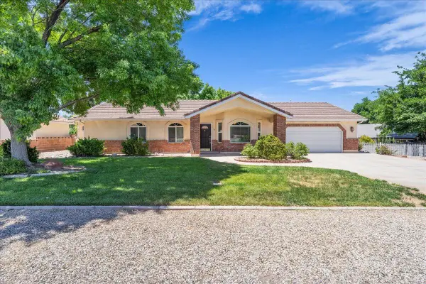 3038 S Willow Dr, St George, UT 84790