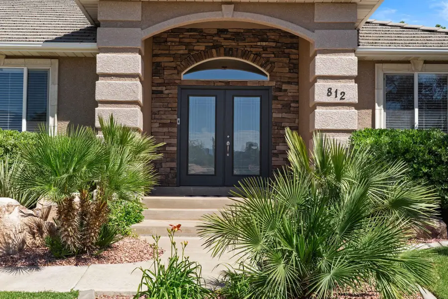 812 N 2500, Hurricane, UT 84737 - #3