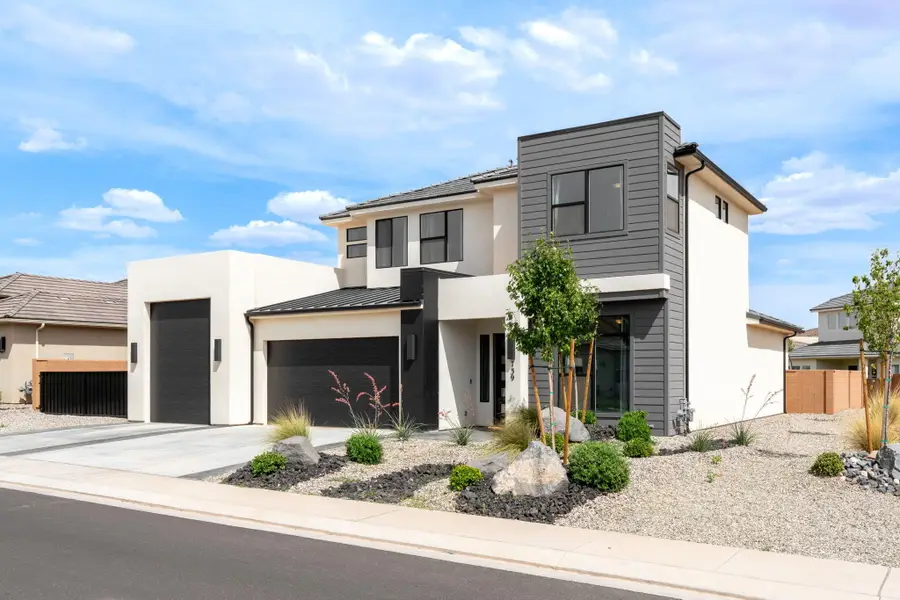 739 S Middle Creek Dr, Washington, UT 84780 - #2