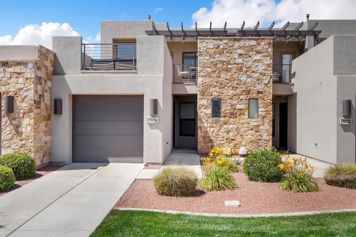 1676 W Escapes Dr, Saint George, UT 84770 - #1