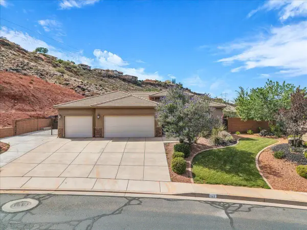 161 N Acantilado Dr, St George, UT 84790