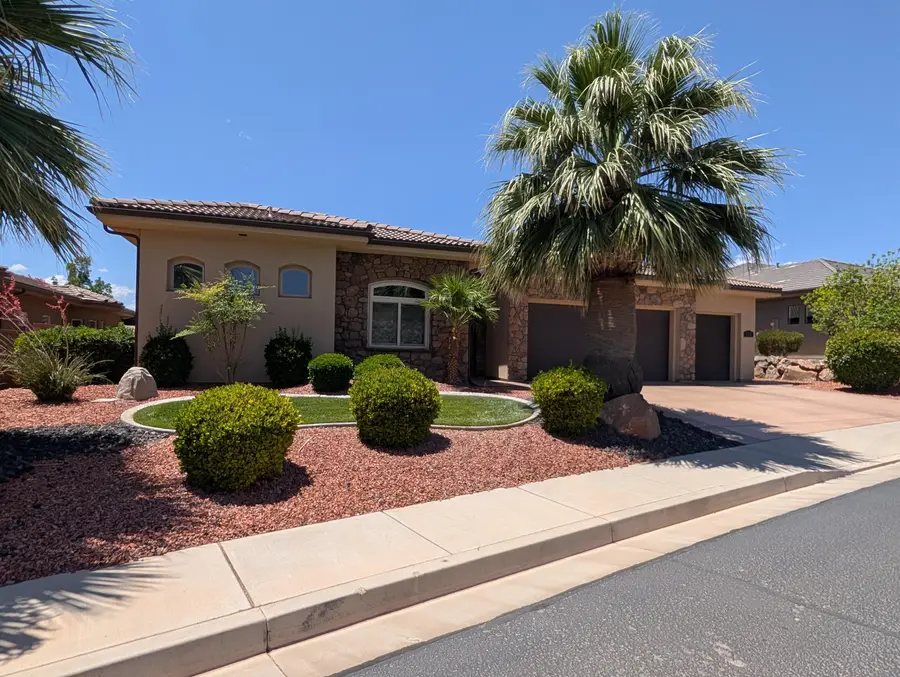 372 S Leoni Way, Washington, UT 84780 - #3