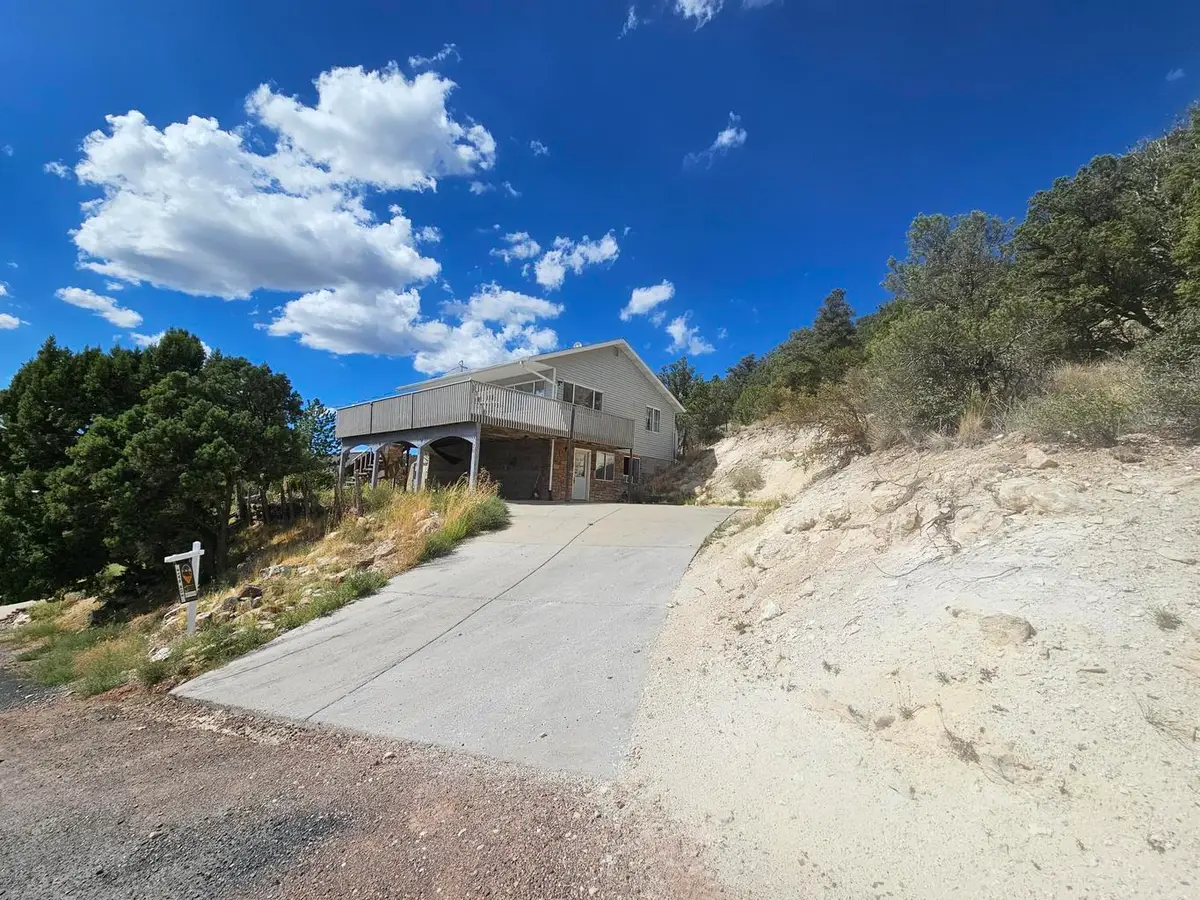 207 E Red Hill Rd, Central, UT 84722 - #1