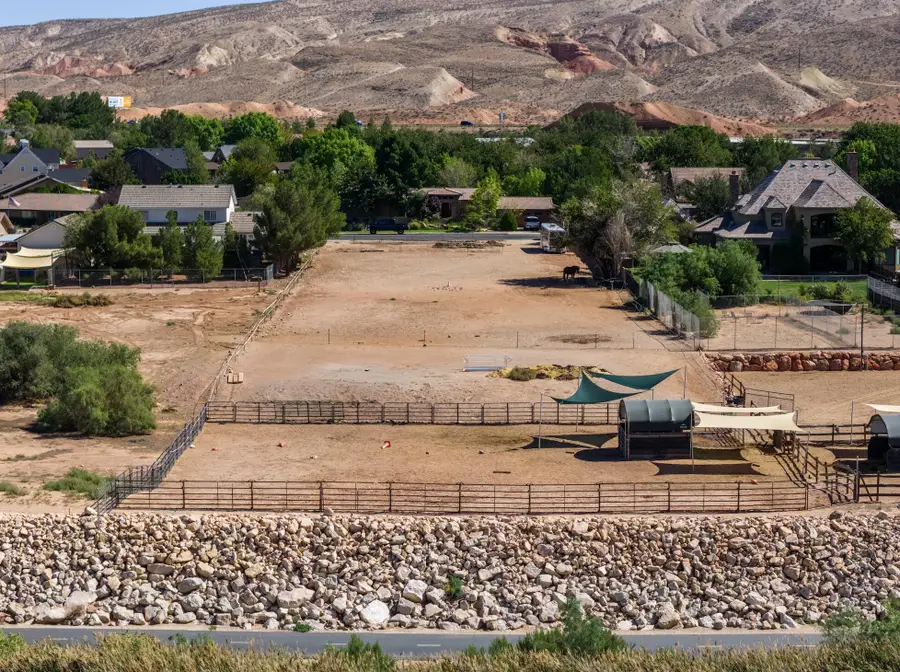 3752 Sugar Leo Rd, Saint George, UT 84790 - #2