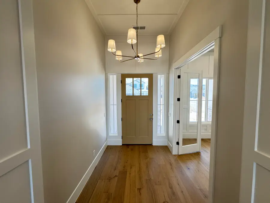 4478 S Climber Wharf Ln, Washington, UT 84780 - #2