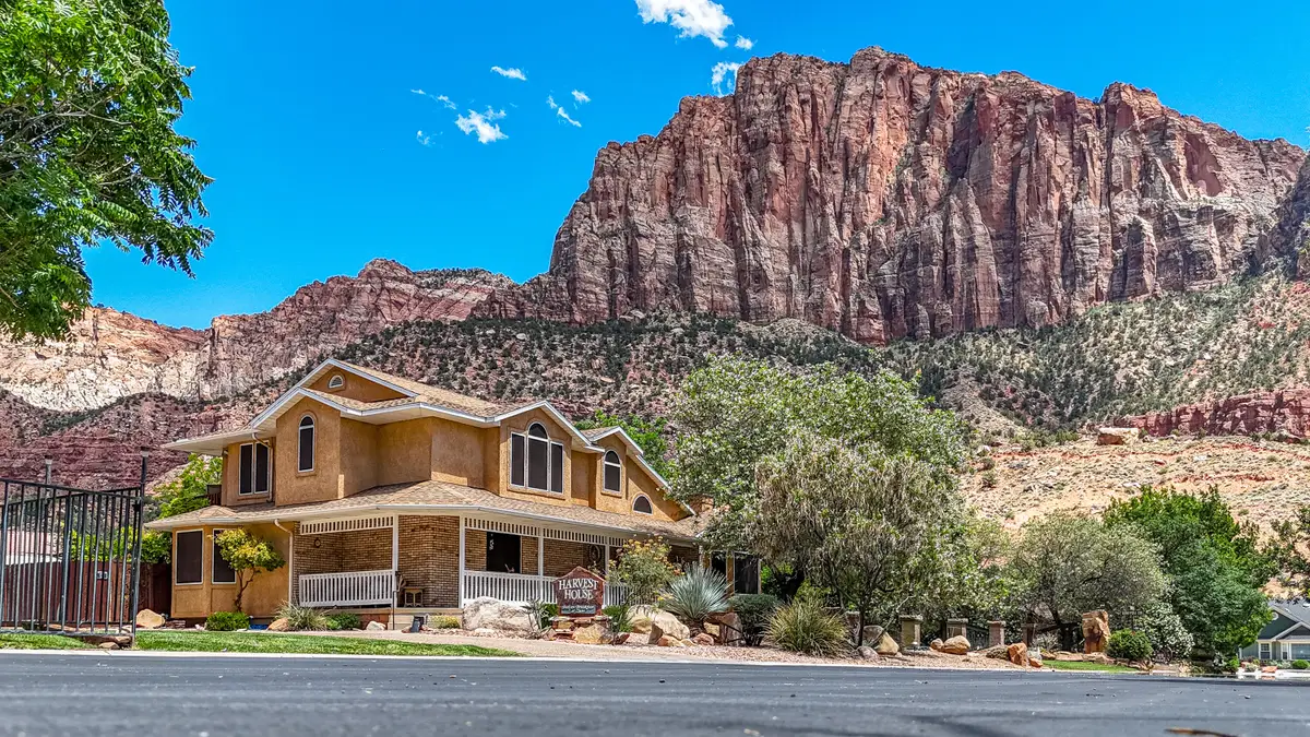 29 Canyon View Dr, Springdale, UT 84767 - #1