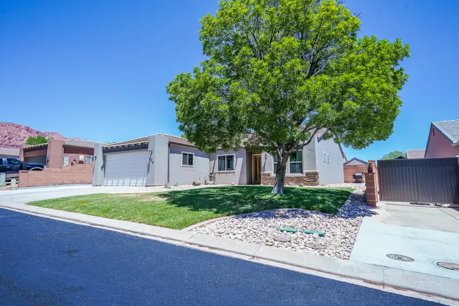 533 S 675, Ivins, UT 84738 - #2