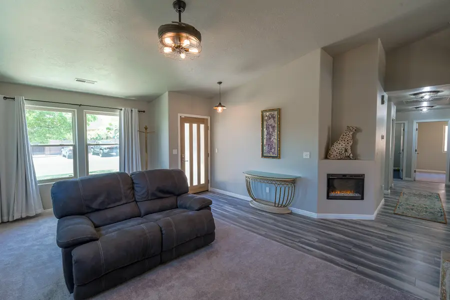 533 S 675, Ivins, UT 84738 - #3