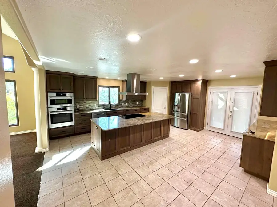 201 Shadow Point Dr, Saint George, UT 84770 - #2