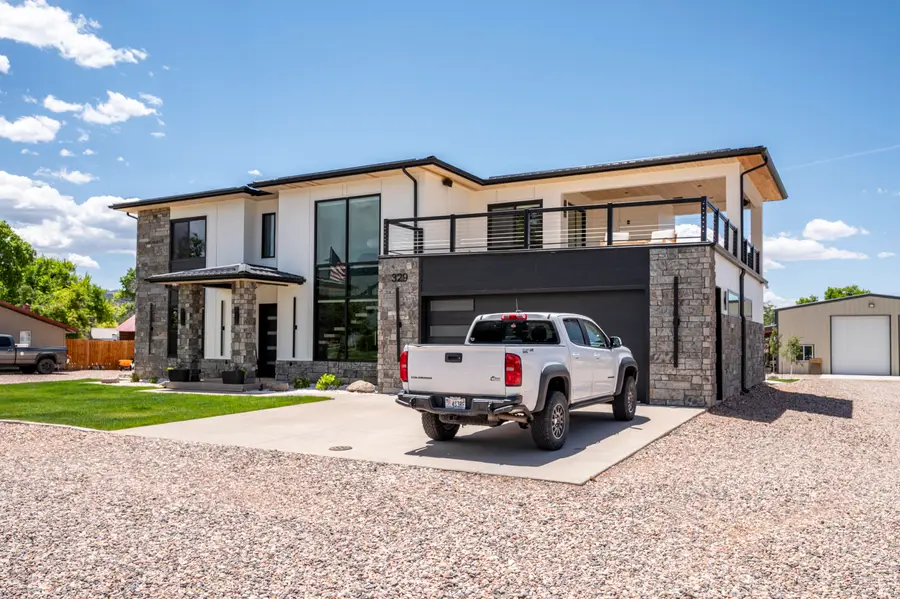 349 N 400, Parowan, UT 84761 - #2