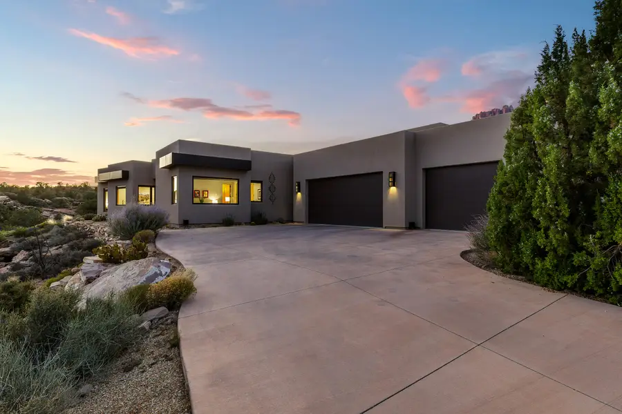 3000 Navajo Way, Springdale, UT 84767 - #2