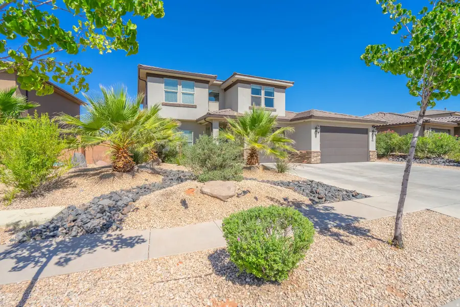 411 N Sage Crest Dr, Washington, UT 84780 - #2