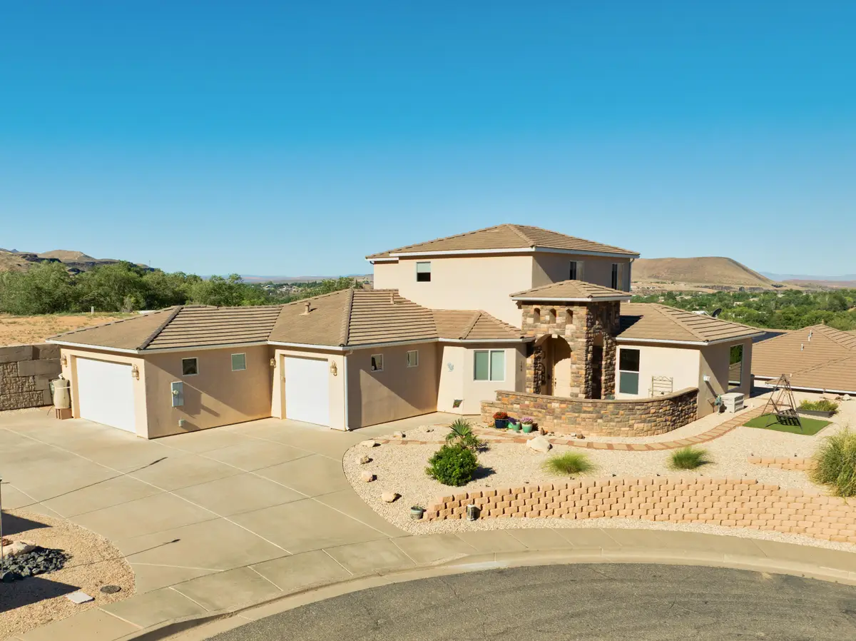 160 E 130, La Verkin, UT 84745 - #1