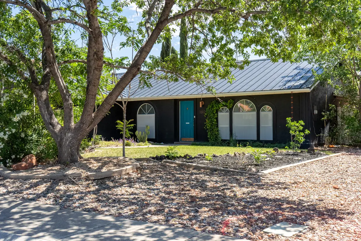 1682 N Bench Dr, Santa Clara, UT 84765 - #1
