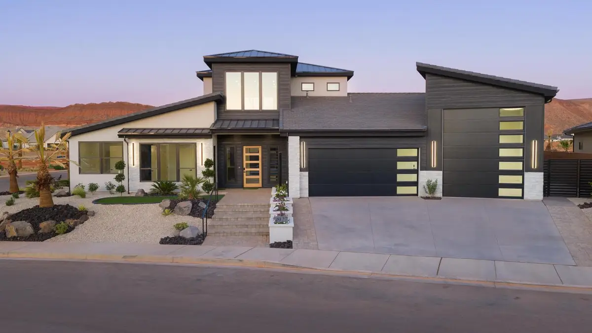 4927 S Lakefront, Washington, UT 84780 - #1
