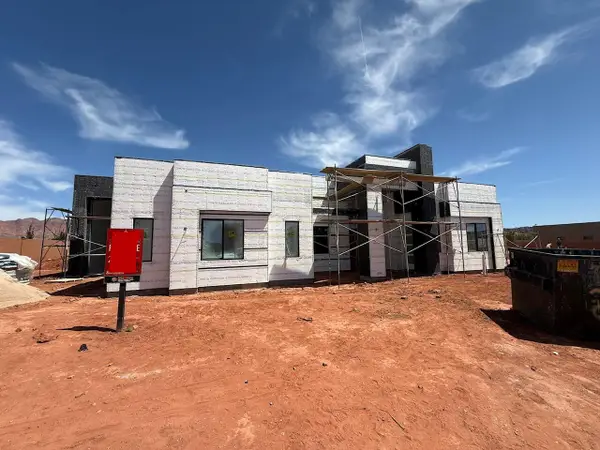 564 W 80, Ivins, UT 84738