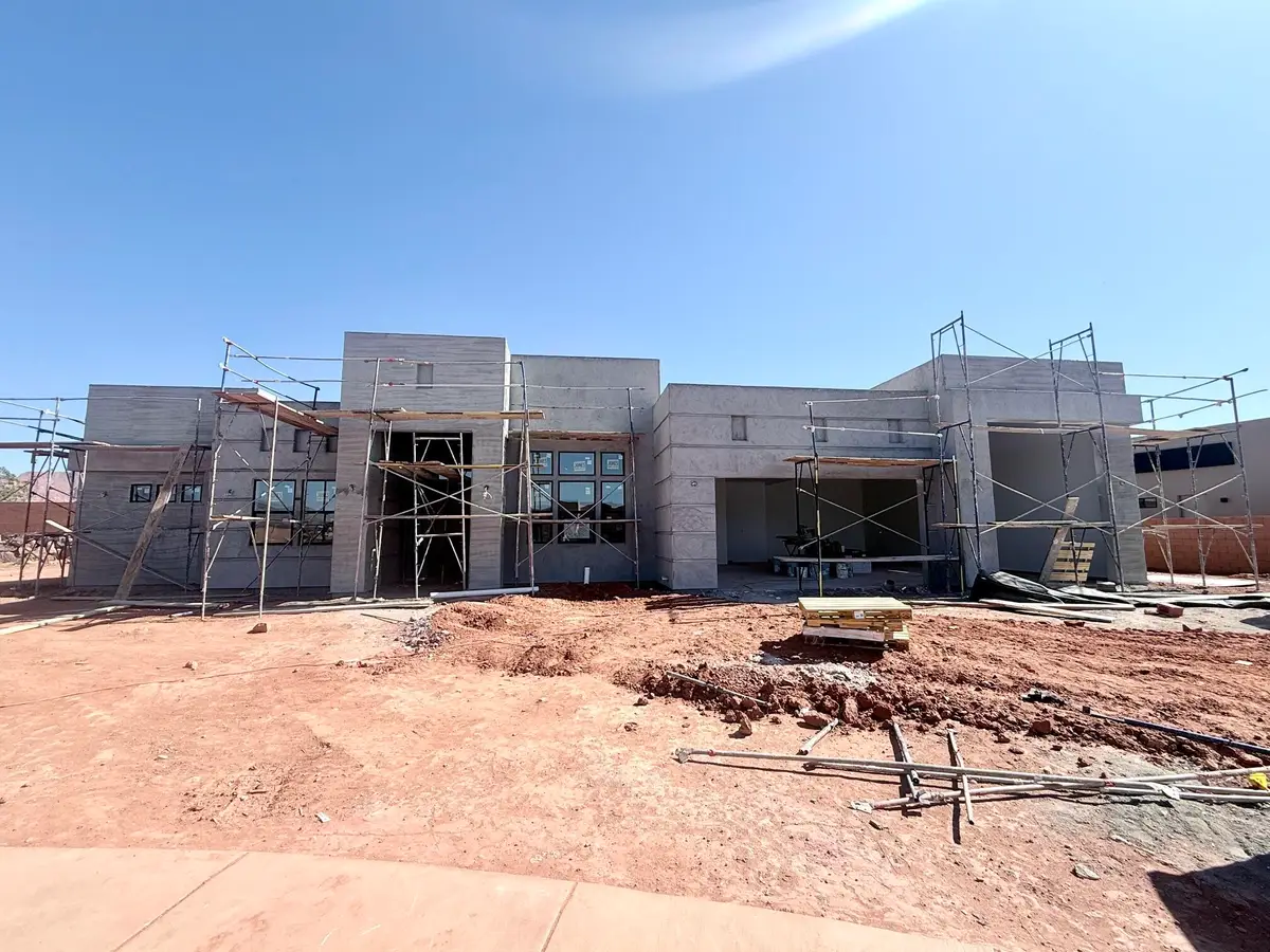562 W 30, Ivins, UT 84738 - #1