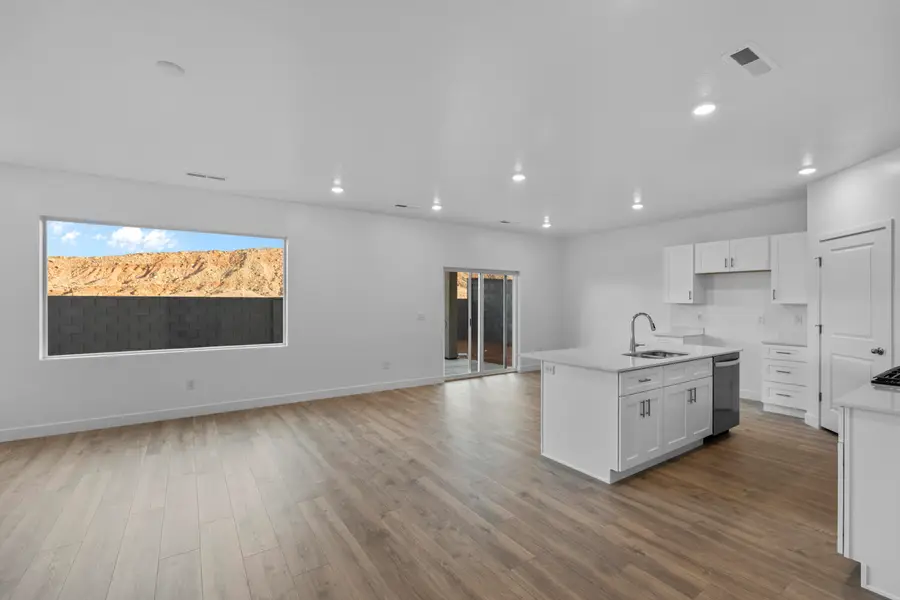 1894 S Queens Garden #4276, Washington, UT 84780 - #3