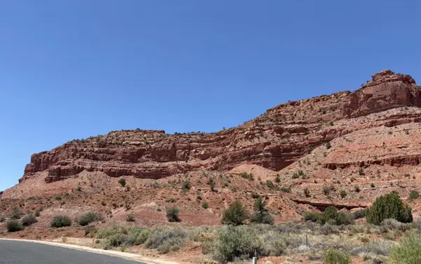 865 E Country Club Dr, Kanab, UT 84741