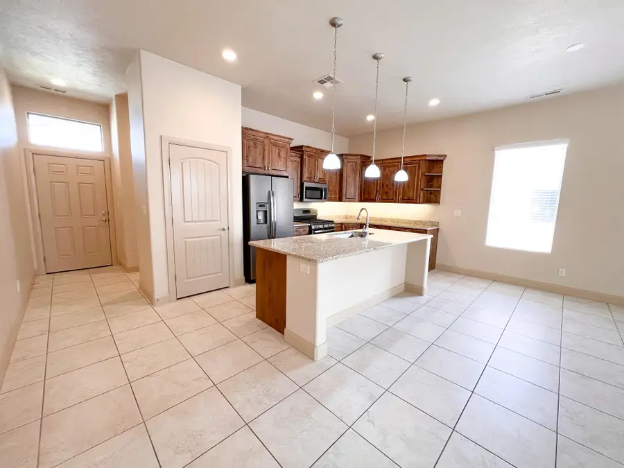 253 N 2530, Hurricane, UT 84737 - #3