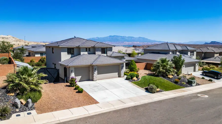 2011 E Mountain Trail, Saint George, UT 84790 - #2
