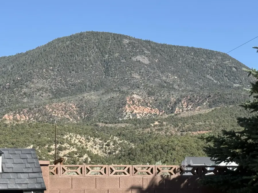 1434 Southern View Dr, Cedar City, UT 84720 - #3