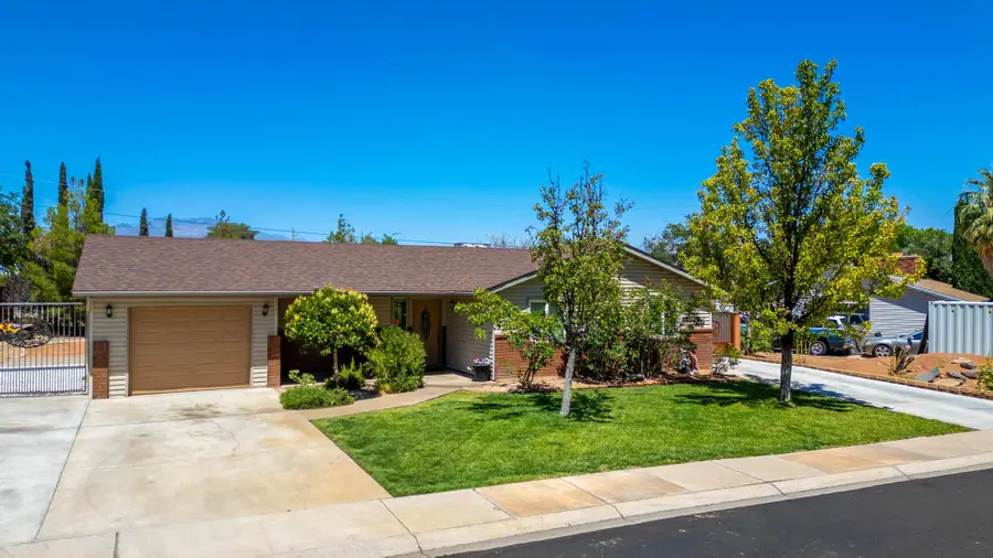 2524 El Vista Dr, Santa Clara, UT 84765 - #3
