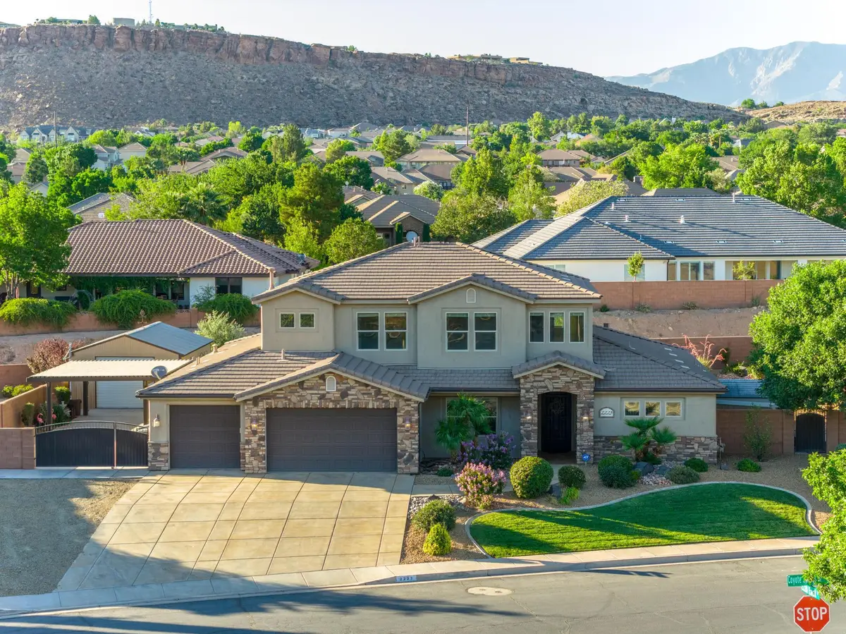 2223 E Coyote Springs Dr, Saint George, UT 84790 - #1