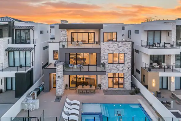 914 W Sapphire Sky Ln, St George, UT 84790