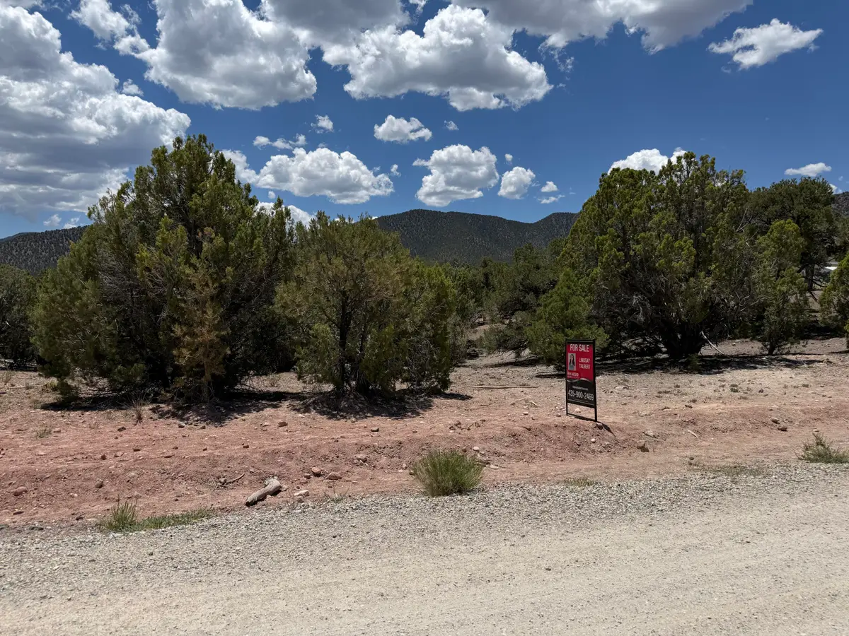 17501 W Silverpeak Ln, Cedar City, UT 84720 - #1