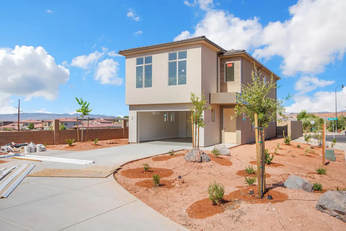 22 E Luften St, Washington, UT 84780 - #1